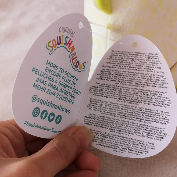 Squishmallow Duna the Dumbo Octopus 5 inches yellow sea animal - Picture 5 of 5